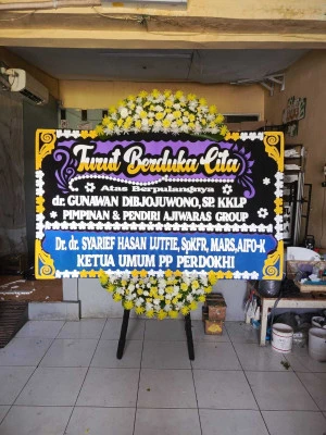 Papan Bunga di Utan Kayu Selatan